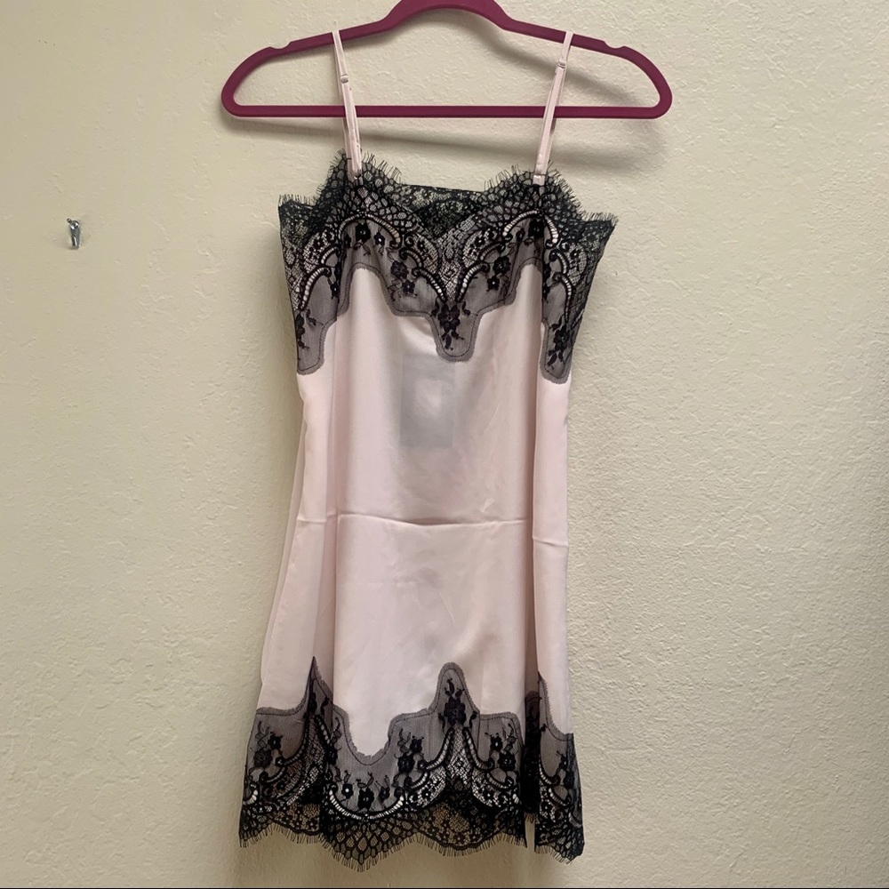 🌸Light Pink/Lace Slip Dress - Picture 4 of 5